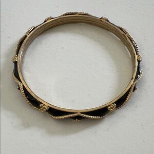 Joan Rivers vintage Gold-Tone Black Enamel Floral Bangle Bracelet